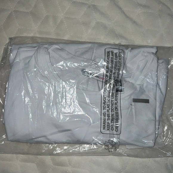 NWT! Isaac Mizrahi Asymmetrical Long Sleeve Shirt - Picture 3 of 5